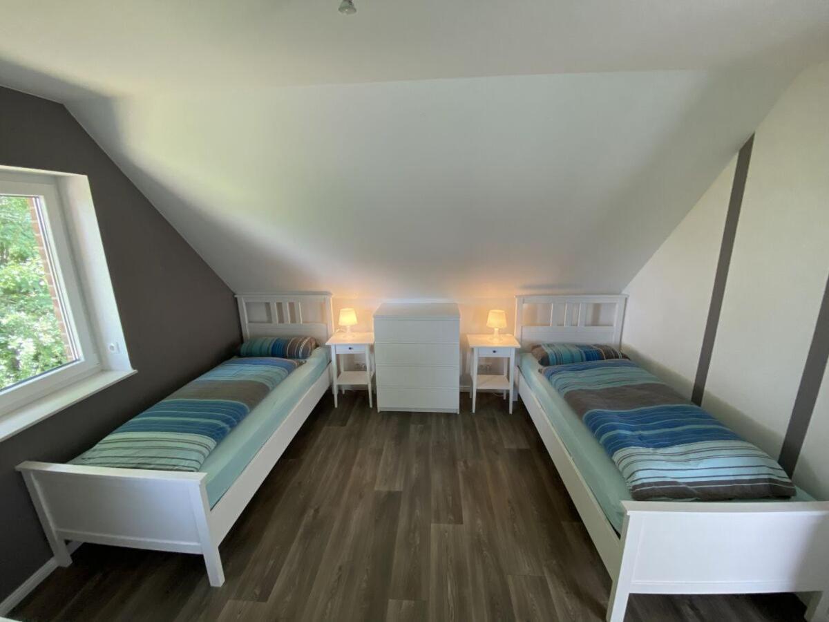 Ferienhaus Ella Am See Aurich Luaran gambar